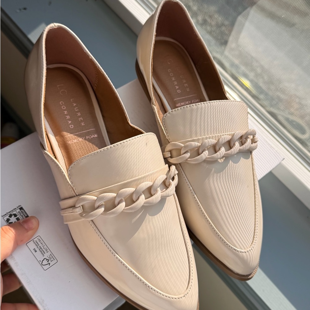 LC Lauren Conrad Cream Chain-Trim Pointed Loafers